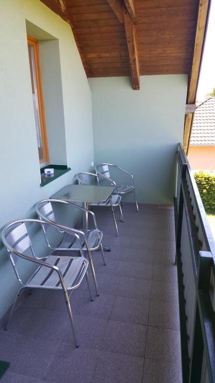 Apartman Nora Ii. Bük Exteriör bild
